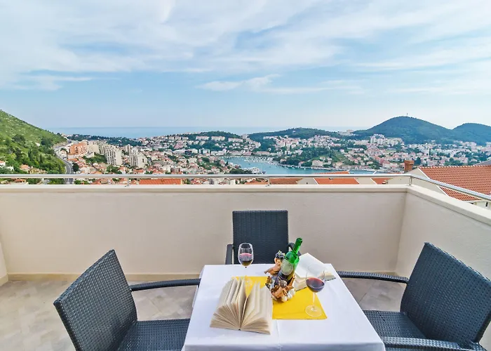 דירה Dadic דוברובניק